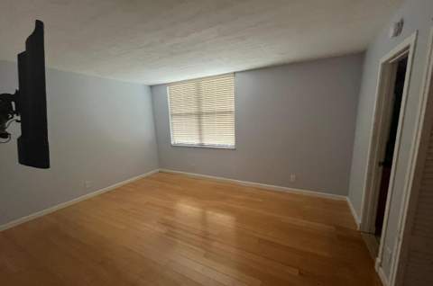 114 Lake Emerald Drive #401, Oakland Park FL - photo 8 of 15