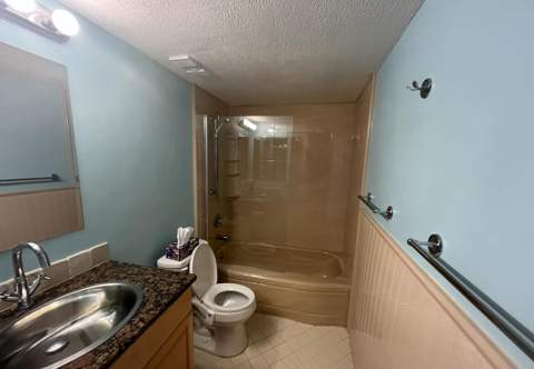 114 Lake Emerald Drive #401, Oakland Park FL - photo 10 of 15