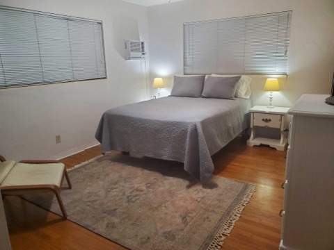 2610 Taylor Street, Hollywood FL - photo 12 of 18