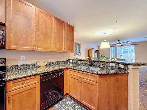 312 Bayfront Drive, Boynton Beach FL - photo 8 of 23