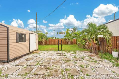 2220 Hope Street, Hollywood FL - photo 13 of 23
