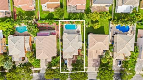 5019 SW 164th Avenue, Miramar FL - photo 7 of 51