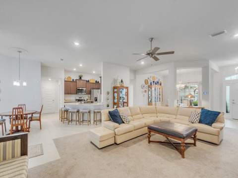 8332 Amalfi Circle, Fort Pierce FL - photo 14 of 77