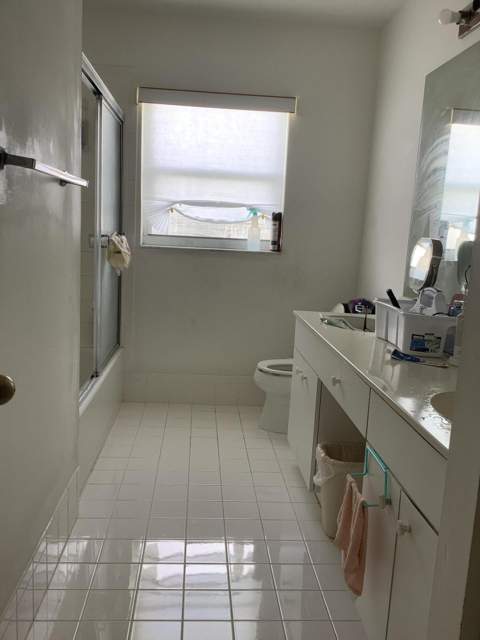 201 SW 98th Terrace, Pembroke Pines FL - photo 11 of 27