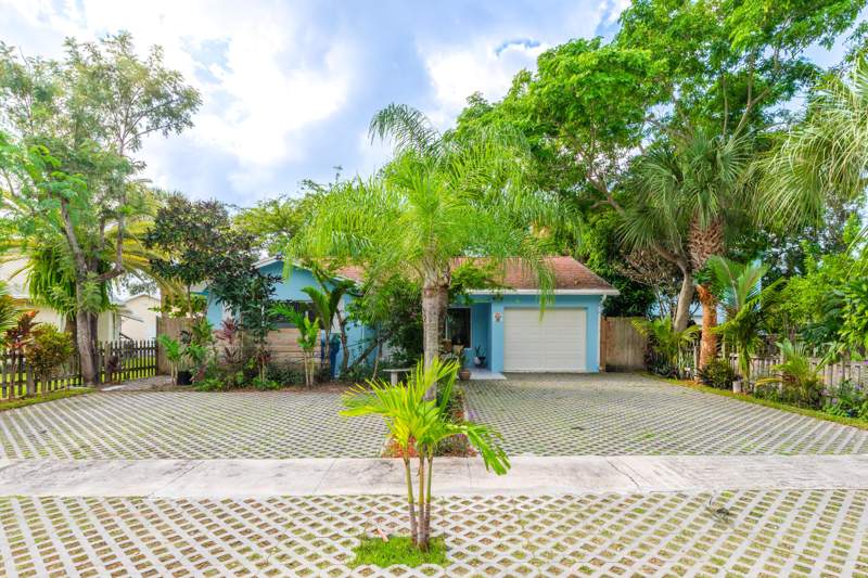 2 bedroom Single Family Residence at 545 S Lake Drive, Lakeside Point Add To Lantana, Lantana — photo 5