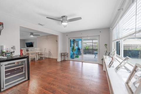 545 S Lake Drive, Lantana FL - photo 7 of 35