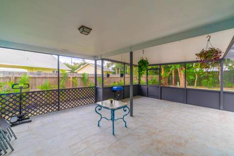 545 S Lake Drive, Lantana FL - photo 24 of 35