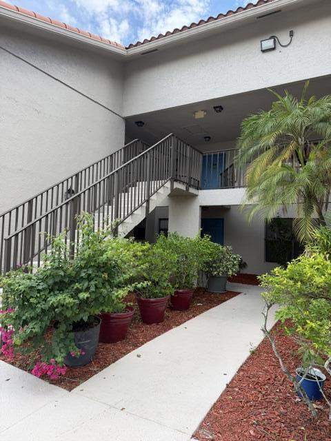 3 bedroom Condominium at 1480 Windorah Way #B, Palm Beach Place Condo, West Palm Beach — photo 2