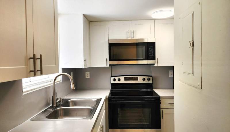 2 bedroom Condominium at 1501 Crescent Circle #D36, Apartments At Timberlake Condo, Lake Park — photo 4