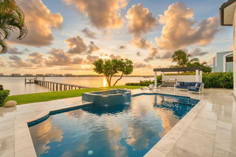 4 bedroom Single Family Residence at 3 Lakeside Palms Court, Lakeside Palms, Lake Worth Beach — photo 5