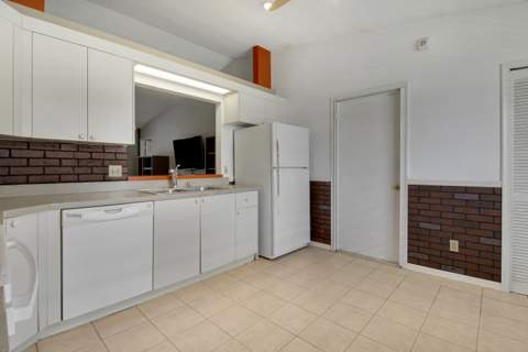 1137 SW Curtis Street, Port St. Lucie FL - photo 8 of 36