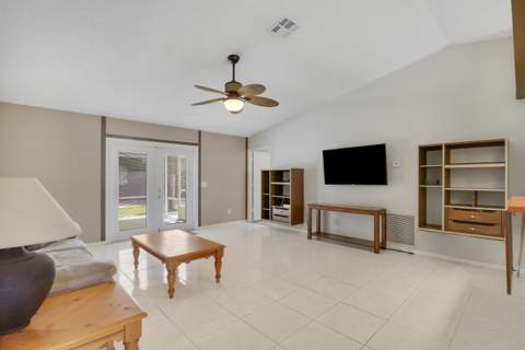 1137 SW Curtis Street, Port St. Lucie FL - photo 12 of 36
