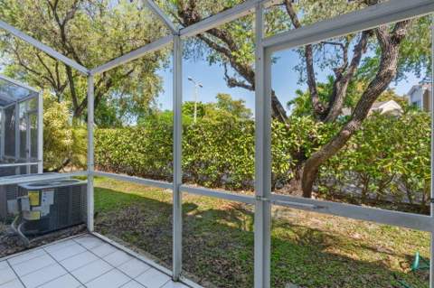 7107 Woodmont Way, Tamarac FL - photo 7 of 40