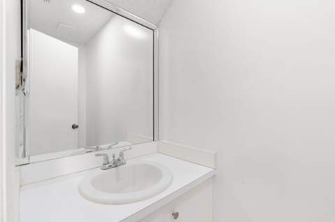 7107 Woodmont Way, Tamarac FL - photo 13 of 40