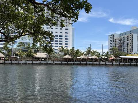 924 Johnson Street, Hollywood FL - photo 14 of 32