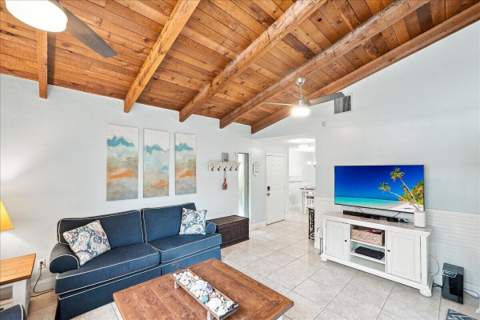 4150 NE Breakwater Drive, Jensen Beach FL - photo 6 of 40