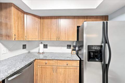 4150 NE Breakwater Drive, Jensen Beach FL - photo 13 of 40