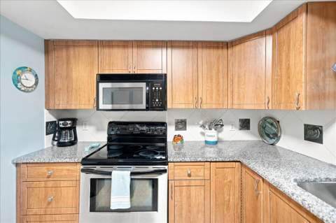 4150 NE Breakwater Drive, Jensen Beach FL - photo 14 of 40