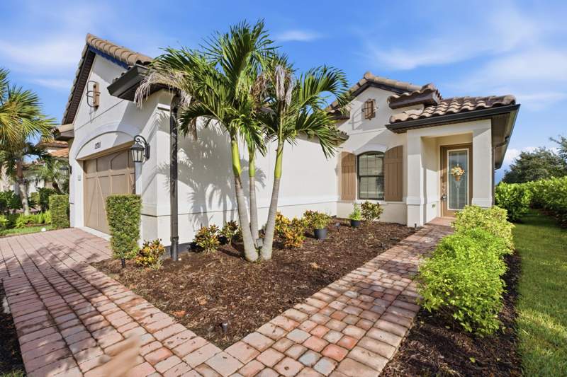 3 bedroom Single Family Residence at 12701 SW Ambra Street, Esplanade At Tradition, Port St. Lucie — photo 4