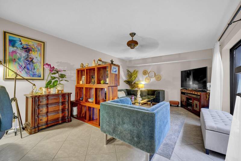 2 bedroom Townhouse at 2716 SW 15th Street, Courtyards Of Waterford, Deerfield Beach — photo 4