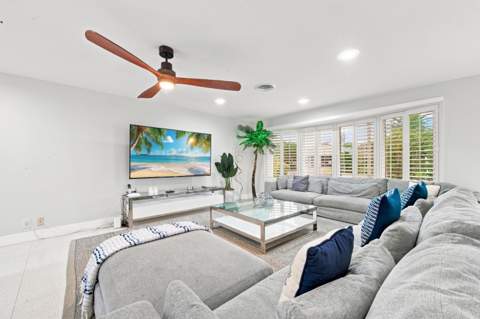 4710 NE 27th Avenue, Fort Lauderdale FL - photo 12 of 55