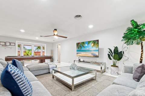 4710 NE 27th Avenue, Fort Lauderdale FL - photo 13 of 55