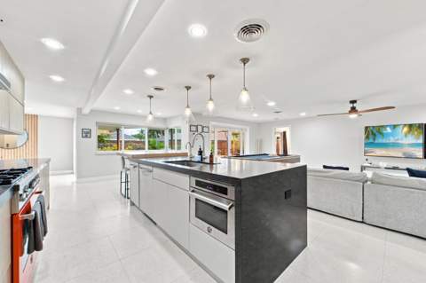 4710 NE 27th Avenue, Fort Lauderdale FL - photo 19 of 55