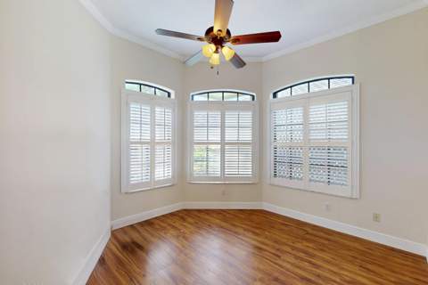 433 SW Jefferson Circle, Port St. Lucie FL - photo 11 of 42