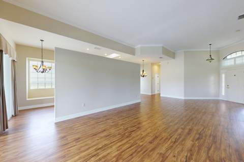 433 SW Jefferson Circle, Port St. Lucie FL - photo 10 of 42
