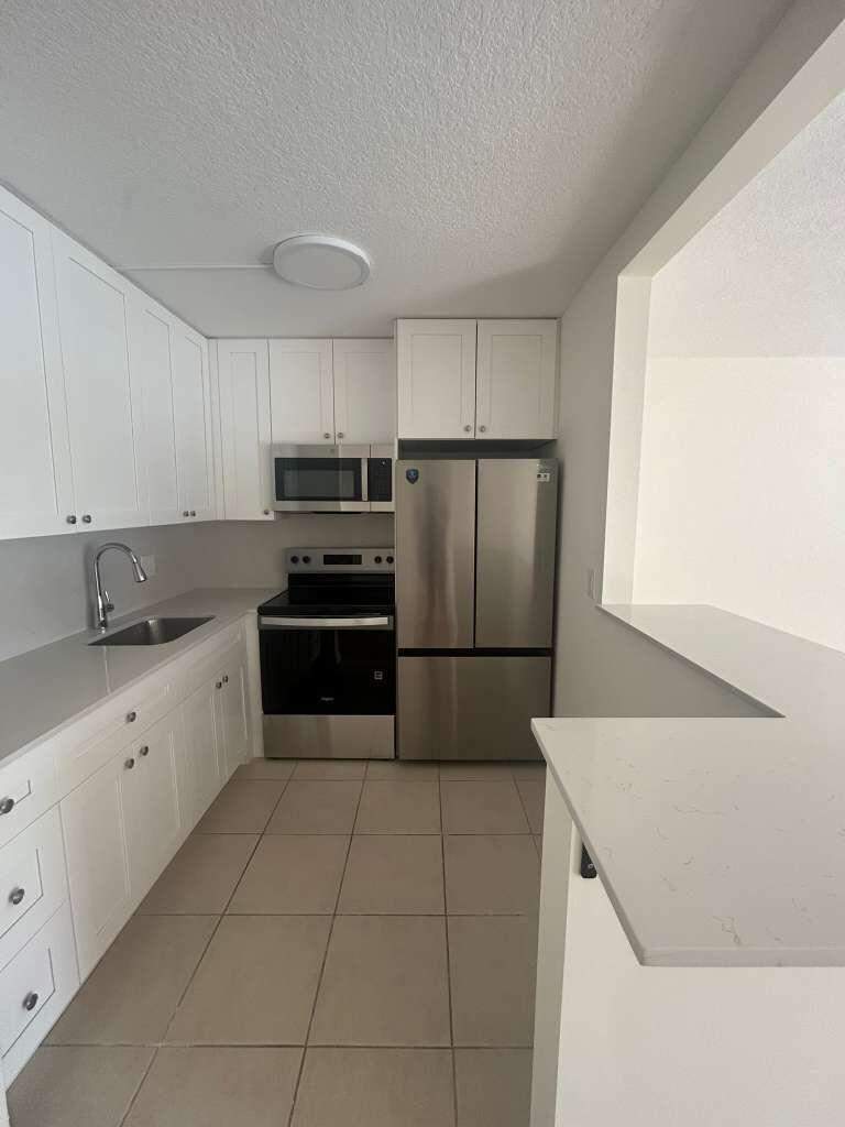 1 bedroom Condominium at 230 Fanshaw F #F-230, Fanshaw At Century Village Condo, Boca Raton — photo 4
