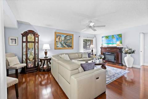 130 Wimbledon Lake Drive, Plantation FL - photo 7 of 35