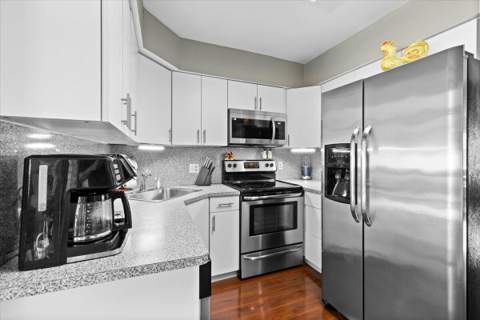 130 Wimbledon Lake Drive, Plantation FL - photo 14 of 35
