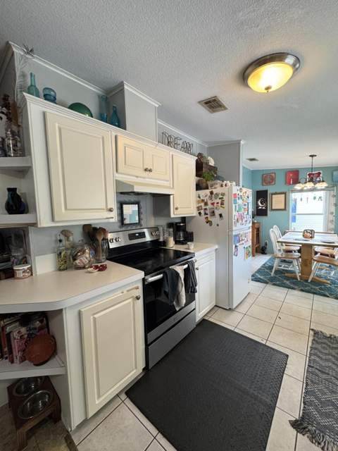 2555 PGA Boulevard #305, Palm Beach Gardens FL - photo 10 of 16