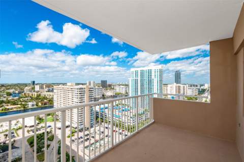 1980 S Ocean Drive #22P, Hallandale Beach FL - photo 6 of 31