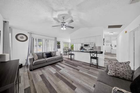 1792 SW Cochran Street, Port St. Lucie FL - photo 7 of 40