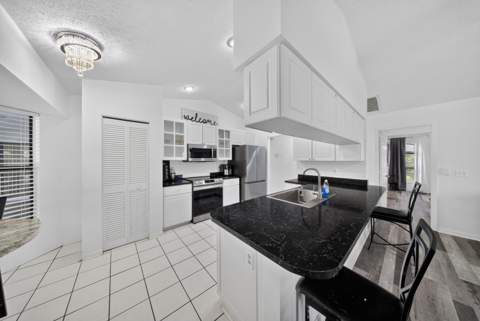 1792 SW Cochran Street, Port St. Lucie FL - photo 9 of 40