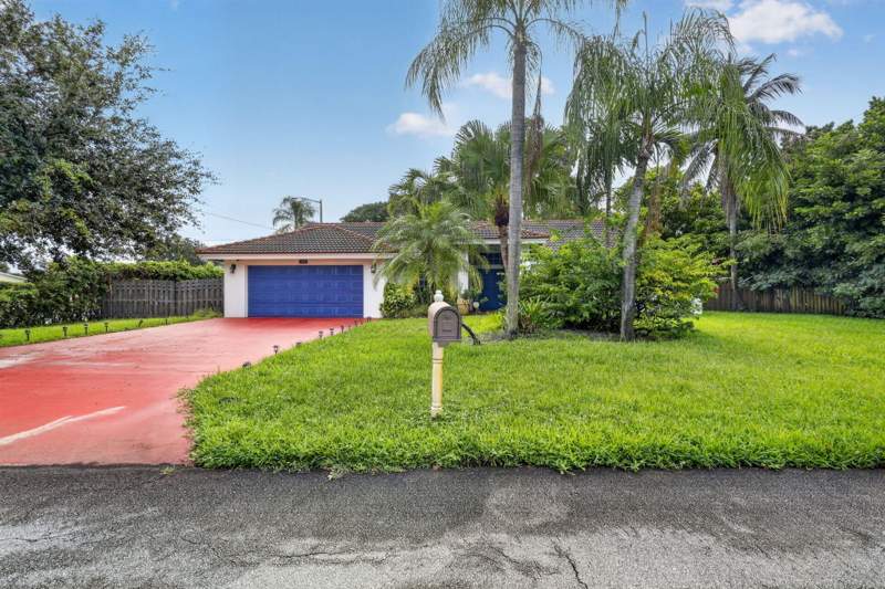 3 bedroom Single Family Residence at 1770 Emilio Lane, Albert Lakes Garden, Palm Springs — photo 3