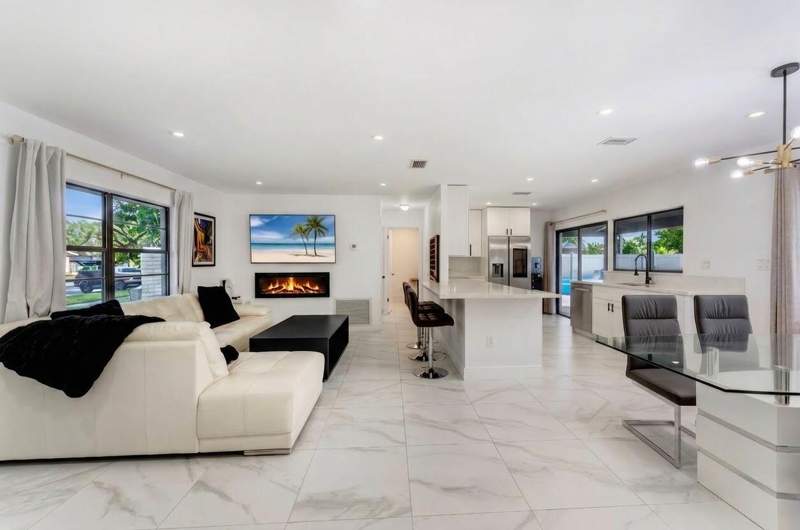 3 bedroom Single Family Residence at 9819 Spanish Isles Drive, Spanish Isles II, Boca Raton — photo 5