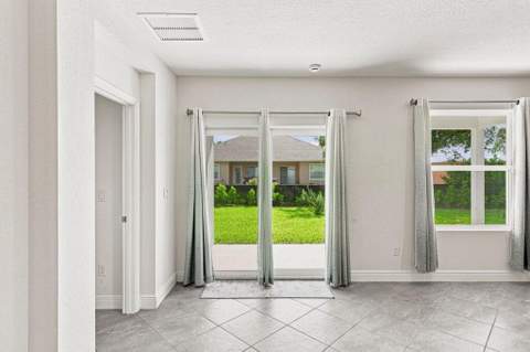 226 SW Milburn Circle, Port St. Lucie FL - photo 20 of 44