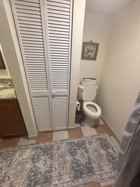 113 W Lake Arbor Drive, Palm Springs FL - photo 20 of 37