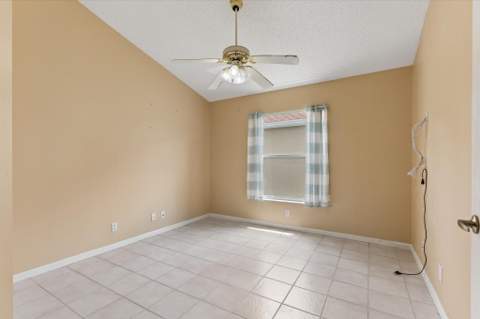 103 Saddle Trail, Royal Palm Beach FL - photo 24 of 35