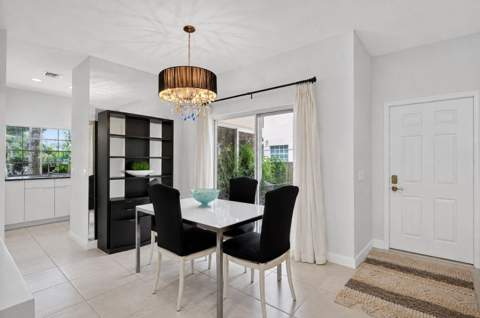6487 Via Regina, Boca Raton FL - photo 6 of 47