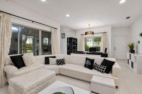 6487 Via Regina, Boca Raton FL - photo 10 of 47