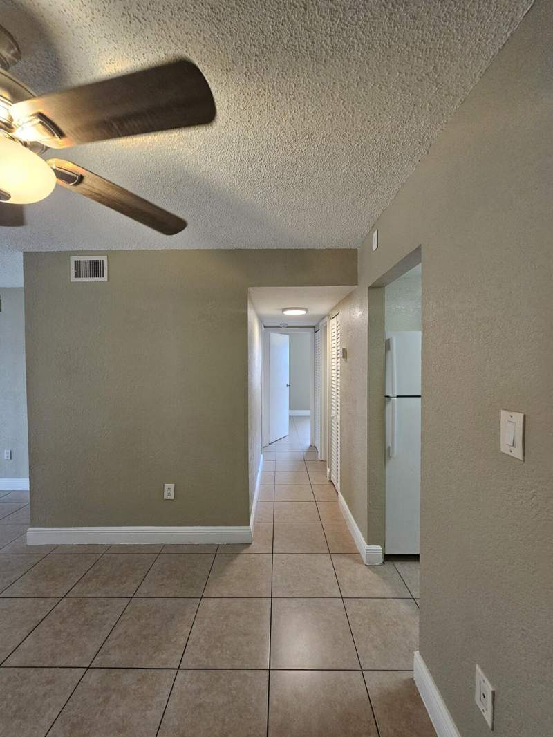 2 bedroom Condominium at 4324 NW 9th Avenue #6-1C, Heritage Circle Condo, Deerfield Beach — photo 4
