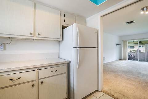 2688 Dudley Drive #D, West Palm Beach FL - photo 7 of 35