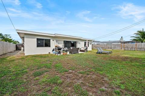 4314 Roosevelt Street, Hollywood FL - photo 22 of 36