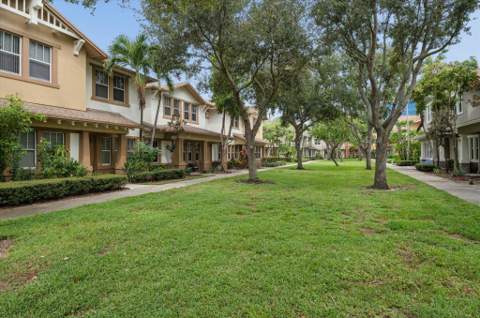 950 Marina Del Ray Lane #4, West Palm Beach FL - photo 23 of 33