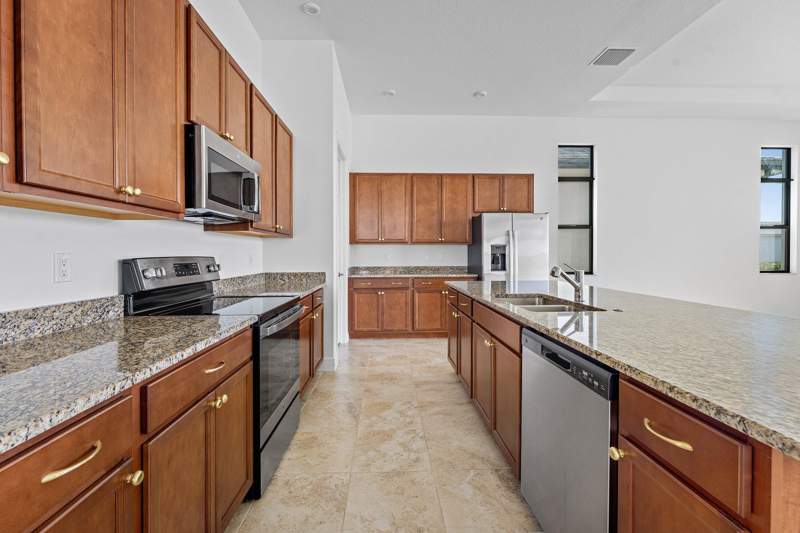 3 bedroom Single Family Residence at 11344 SW Pietra Way, Verano South Pud 1 - Pod E - Plat No. 2, Port St. Lucie — photo 4