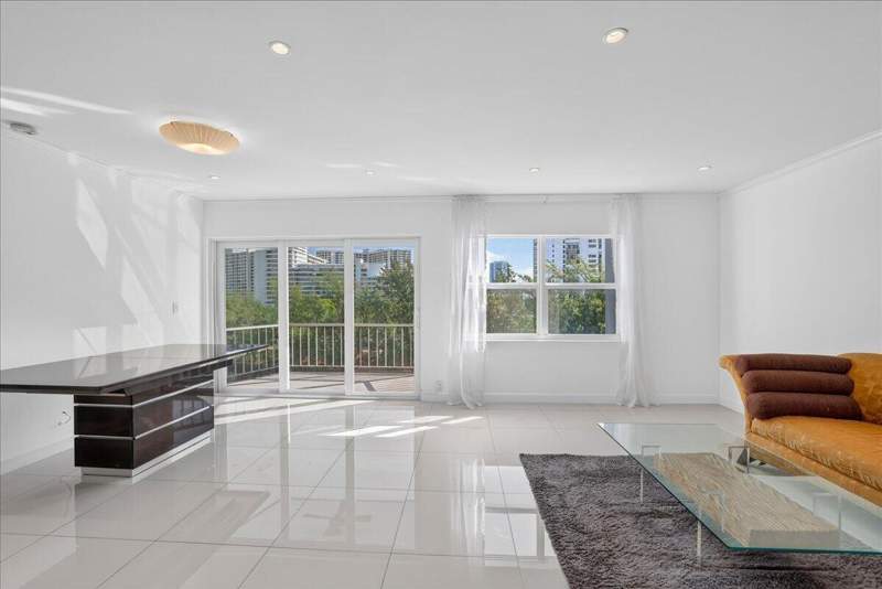1 bedroom Condominium at 300 Diplomat Parkway #606, Fairways Riviera Condo, Hallandale Beach — photo 5