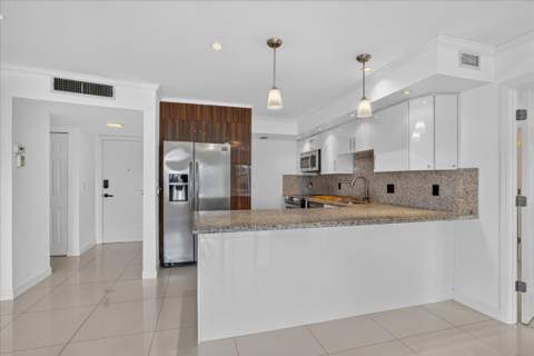 300 Diplomat Parkway #606, Hallandale Beach FL - photo 11 of 30